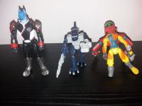 Lot od 3 igračke-figurice (Power Rangers, Action Man, Lego Bionicle)