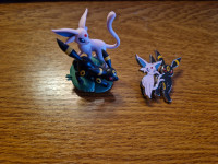 Pokemon Prismatic Evolution Premium Figure - Umbreon & Espeon