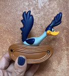 Ptica trkačica, Looney Tunes figurica
