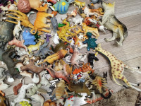 Veliki lot životinjskih figurica (100+ kom)