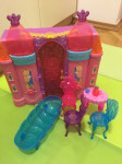 Barbie dvorac Prilika!