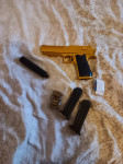 Desert eagle igračka sa dodatcima