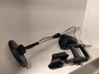 DETEKTOR METALA