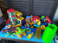 Igračke za plažu i kadica za pijesak