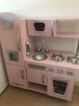 Kuhinja za djevojcice vintage roza, marke Kidkraft