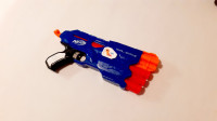 Nerf Dual - Strike Ispaljivač