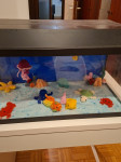 Poklanjam djeciji akvarij
