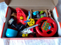 Razne igračke za malu djecu