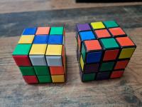 Stara dječje igračke - Rubikove kocke