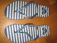 MORNARSKO PLAVE JAPANKE BR. 36 - NOVO