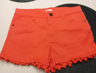 KRATKE HLAČE VEL 158 - NOVO