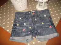 NAME IT - kratke hlače na leptiriće vel. 98