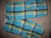 Dječje karirane bermude 2 kom.