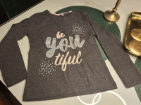 MAJICA ZA DJEVOJČICE VEL. 128 -  za 6-8 god. - NOVO