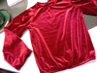 BORDO PLIŠANA MAJICA DUGI RUKAV VEL.134 ZA 8-9 god. - NOVO