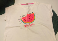 MAJICA VEL. 134/140 - NOVO