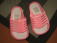 NOVE PAPUČE BR. 30/31