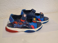 sandale spiderman br.26