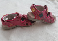 Sandale  veličina 28