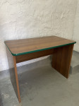 Drveni pisaći (radni) stol