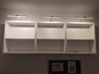 IKEA police za knjige i led lampe