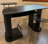 Radni pisaći stol za računalo