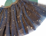 CRNA SUKNJA S ZLATNIM ZVIJEZDICAMA vel.122/128 - NOVO