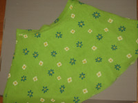 BENETON SUKNJA ZA 4 god. NOVO