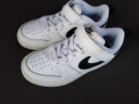 Nike br 28 udobne kvalitetne tenisice na čičak