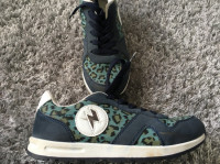 Očuvane tenisice 36