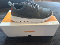 Timberland djecje tenesice NOVE !, velicina 35