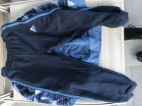 Prodajem Adidas trenerku za 3-4god.