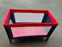 Putni dječji krevetić + madrac