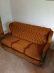 Kauč atraktivan i udoban POVOLJNO!!!