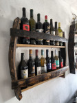 Prodajem. Ove retro zidne police od hrastovih bačvi,