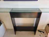 ukrasna polica od visokokvalitetnog stakla