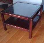 Drveni stol za dnevni