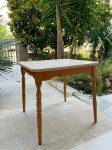 Kvalitetan stol (drvene noge i okvir + šperploča)