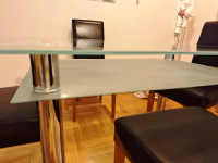 Stakleni kuhinjski stol, sjedalice, stakleni stolić