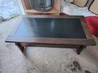 Stol za dnevni boravak