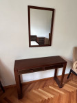 Stol i ogledalo