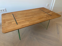 Stolić za dnevnu sobu od drva i stakla (109x59x40)