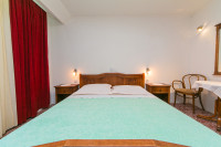 Adria Brela Apartmani - Soba S1