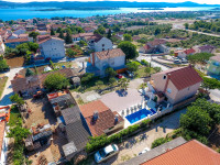 Villa Lara s grijanim bazenom - Sv. Filip Jakov