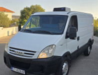 Iveco Daily 2.3d-KLIMA-HLADNJACA-UPRAVO REG