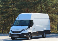 Iveco Daily 35S18 3.0 HPI 180 KS L4H3 furgon, 4700 mm, međuosovinski r