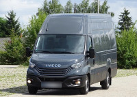 Iveco Daily 35S18 L4H3 3.0 180 furgon, 77.000 km