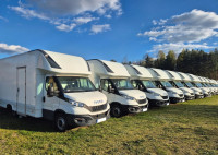 Iveco Daily niskopodni kontejner 4,43 × 2,23 × 2,42 m s klimom