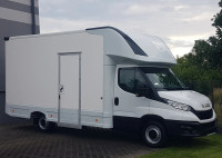 Iveco Daily niskopodni kontejner 4,44 × 2,23 × 2,43 m, klima – trgovin