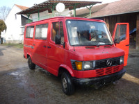 MERCEDES  207D MOTOR I LIMARIJA ODLIČNI.... MOGUCA ZAMJENA..ZA  AUTO